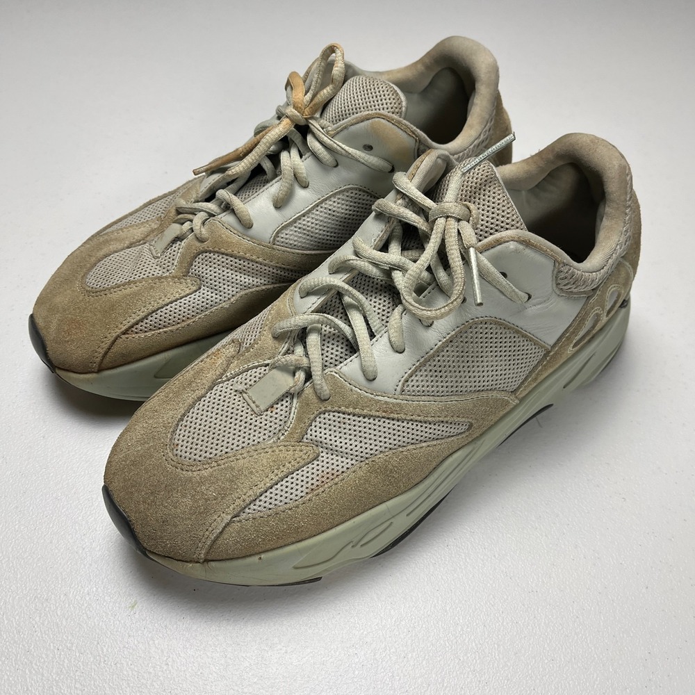 Adidas Yeezy Boost 700 Salt Sneakers Mens Size 9.5 Grey Suede EG7487 Dirty